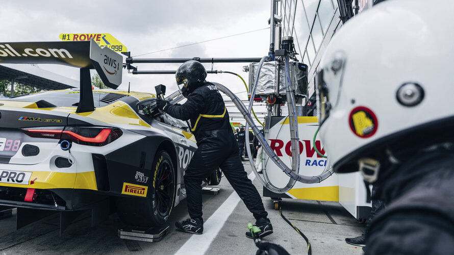 ROWE RACING - mobile driving laboratory for motor oil | ROWE